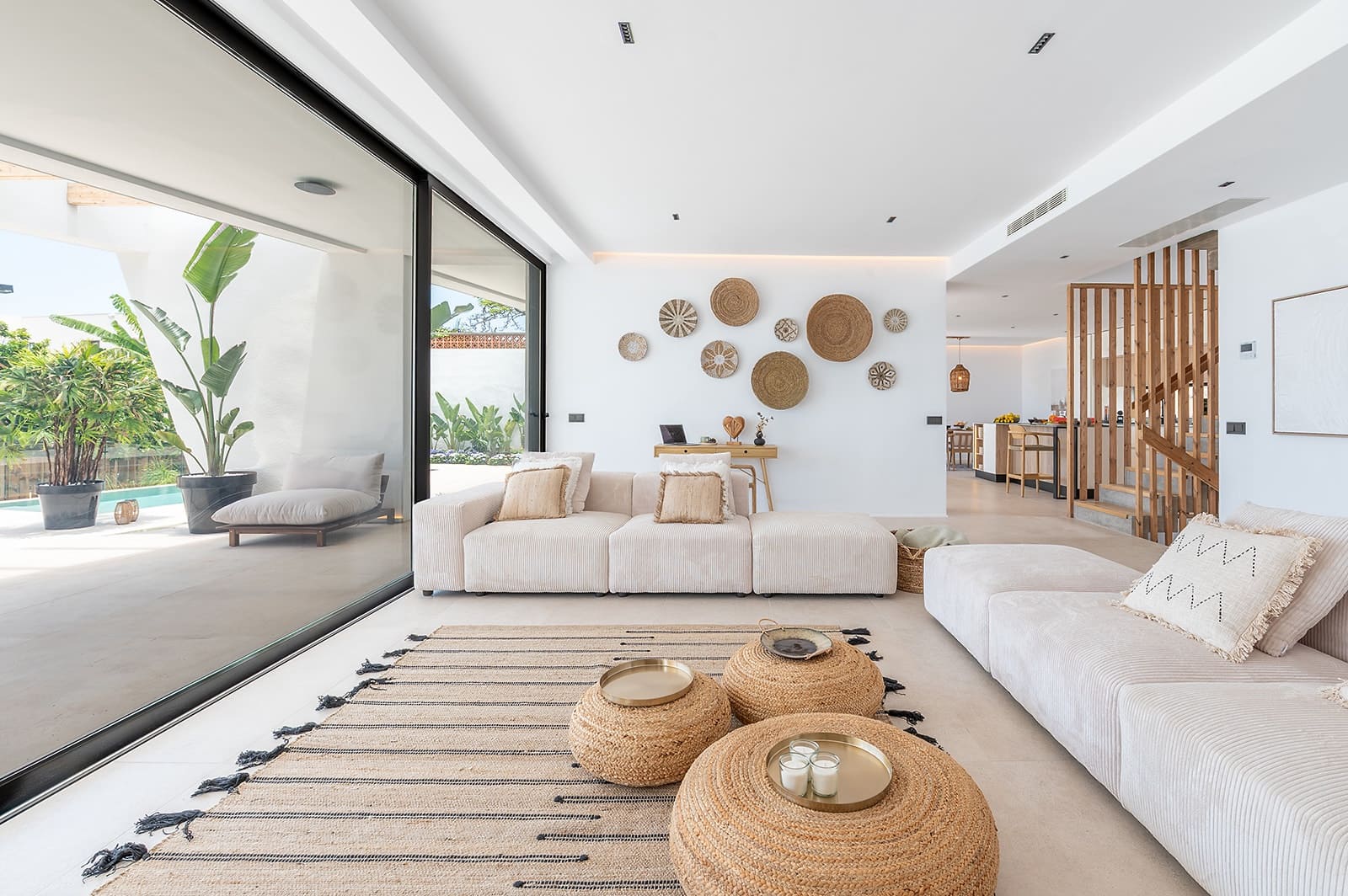 4 sypialnia Willa na sprzedaż w El Sauzal z basenem garażem - 1 750 000 € (Ref: 9405871)