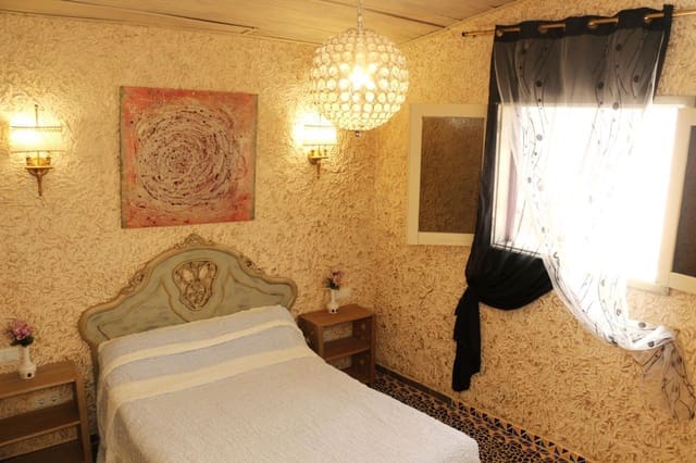 3 bedroom Townhouse for sale in Santiago del Teide - € 235,000 (Ref: 9405907)