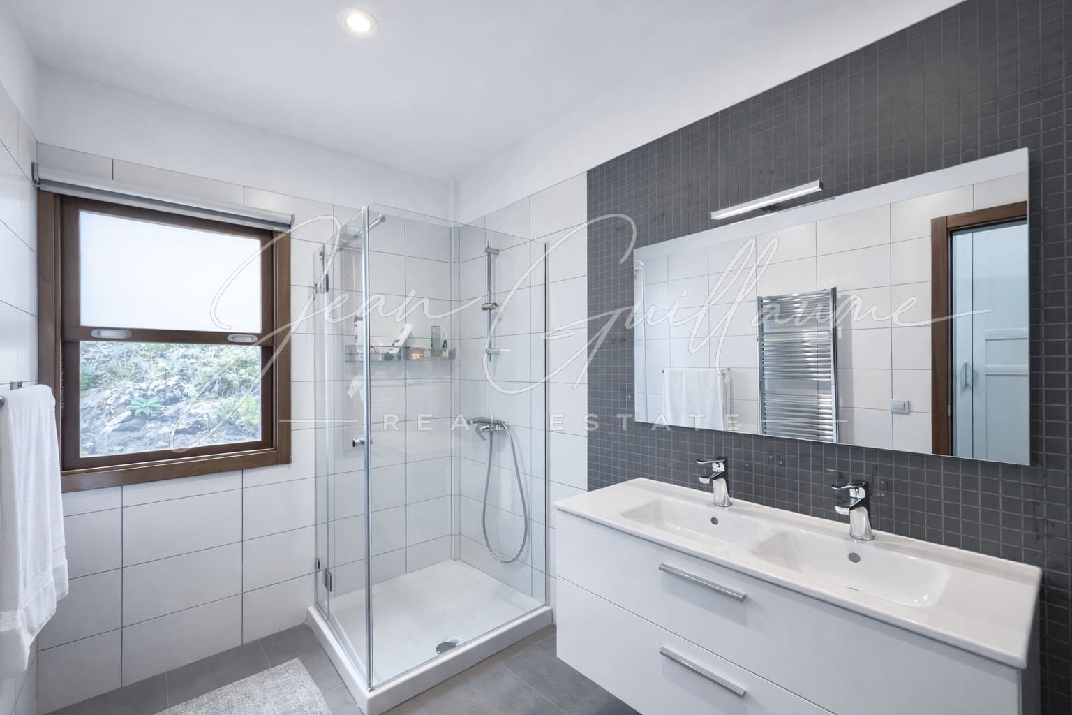 3 bedroom Villa for sale in Buenavista del Norte with garage - € 1,100,000 (Ref: 9405931)