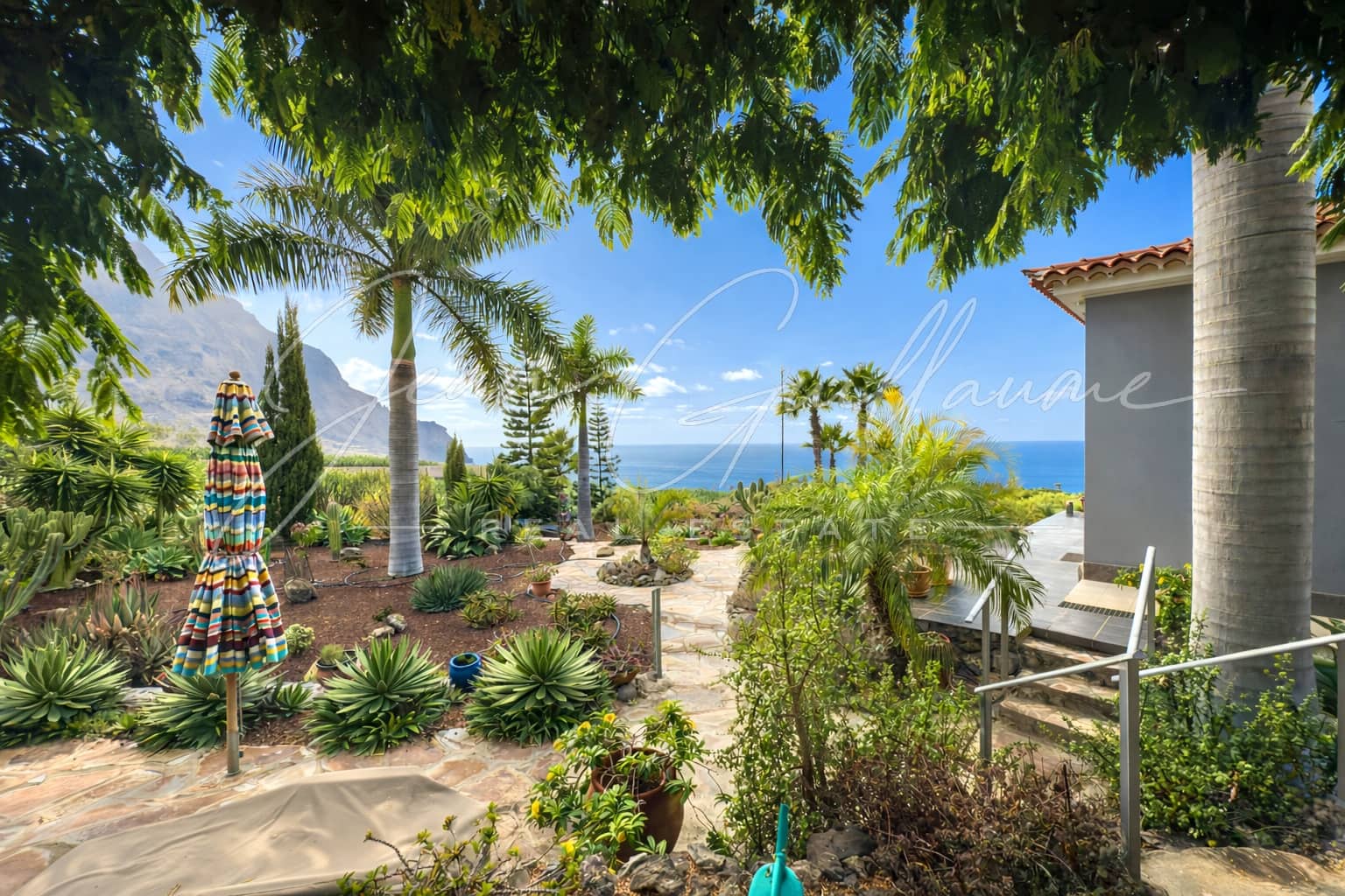 3 bedroom Villa for sale in Buenavista del Norte with garage - € 1,100,000 (Ref: 9405931)