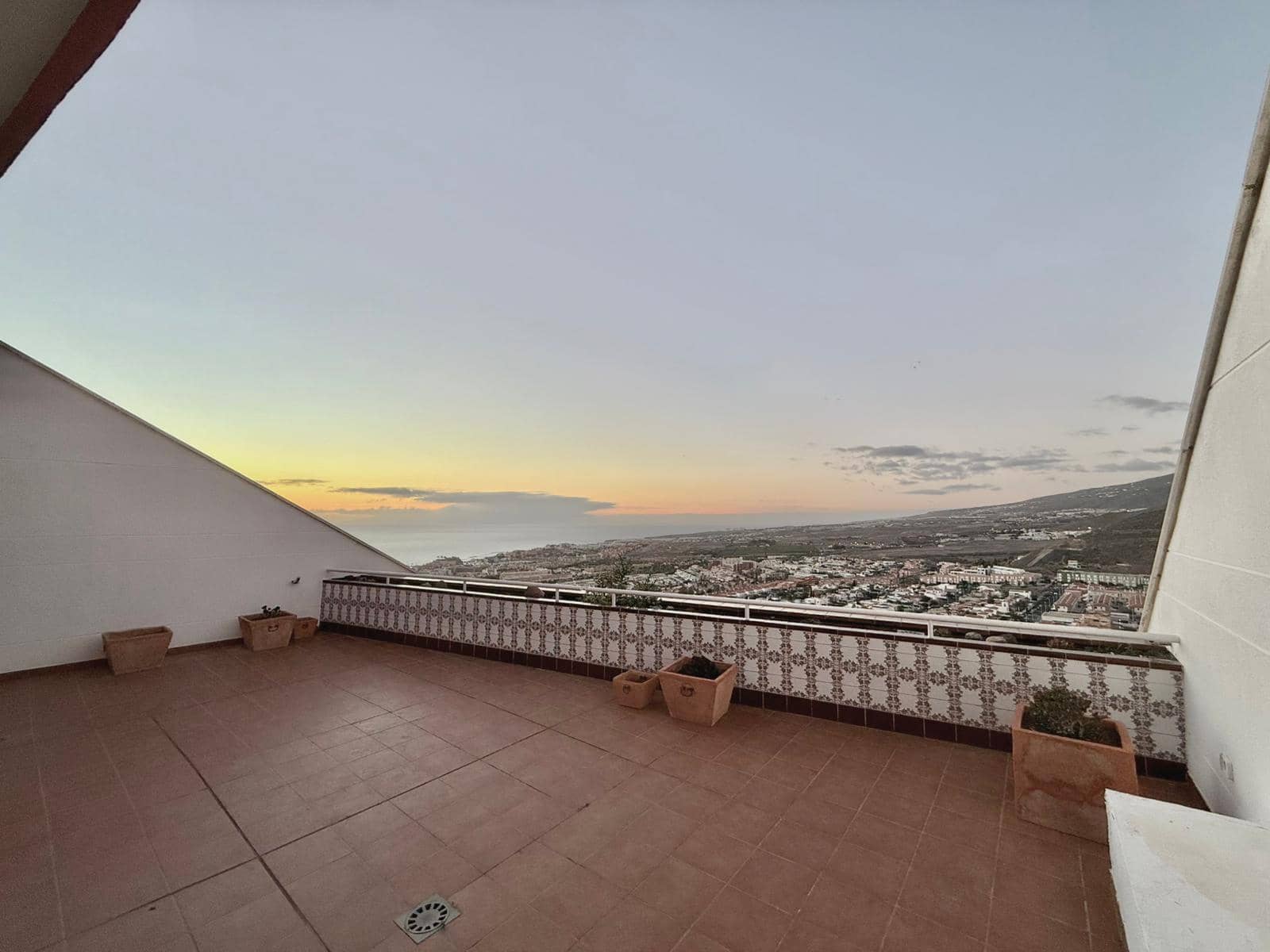 2 soverom Leilighet til salgs i Torviscas med svømmebasseng garasje - € 490 000 (Ref: 9449713)