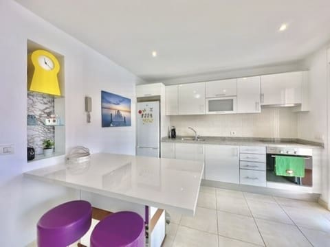 3 sypialnia Dom na sprzedaż w Santiago del Teide z basenem garażem - 595 000 € (Ref: 9460675)