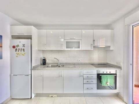 3 slaapkamer Huis te koop in Puerto Santiago, Santiago del Teide met zwembad garage - € 595.000 (Ref: 9460675)