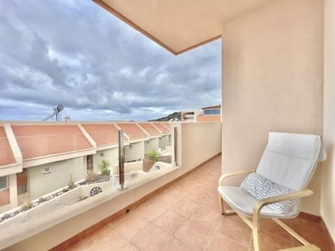 3 sypialnia Dom na sprzedaż w Santiago del Teide z basenem garażem - 595 000 € (Ref: 9460675)
