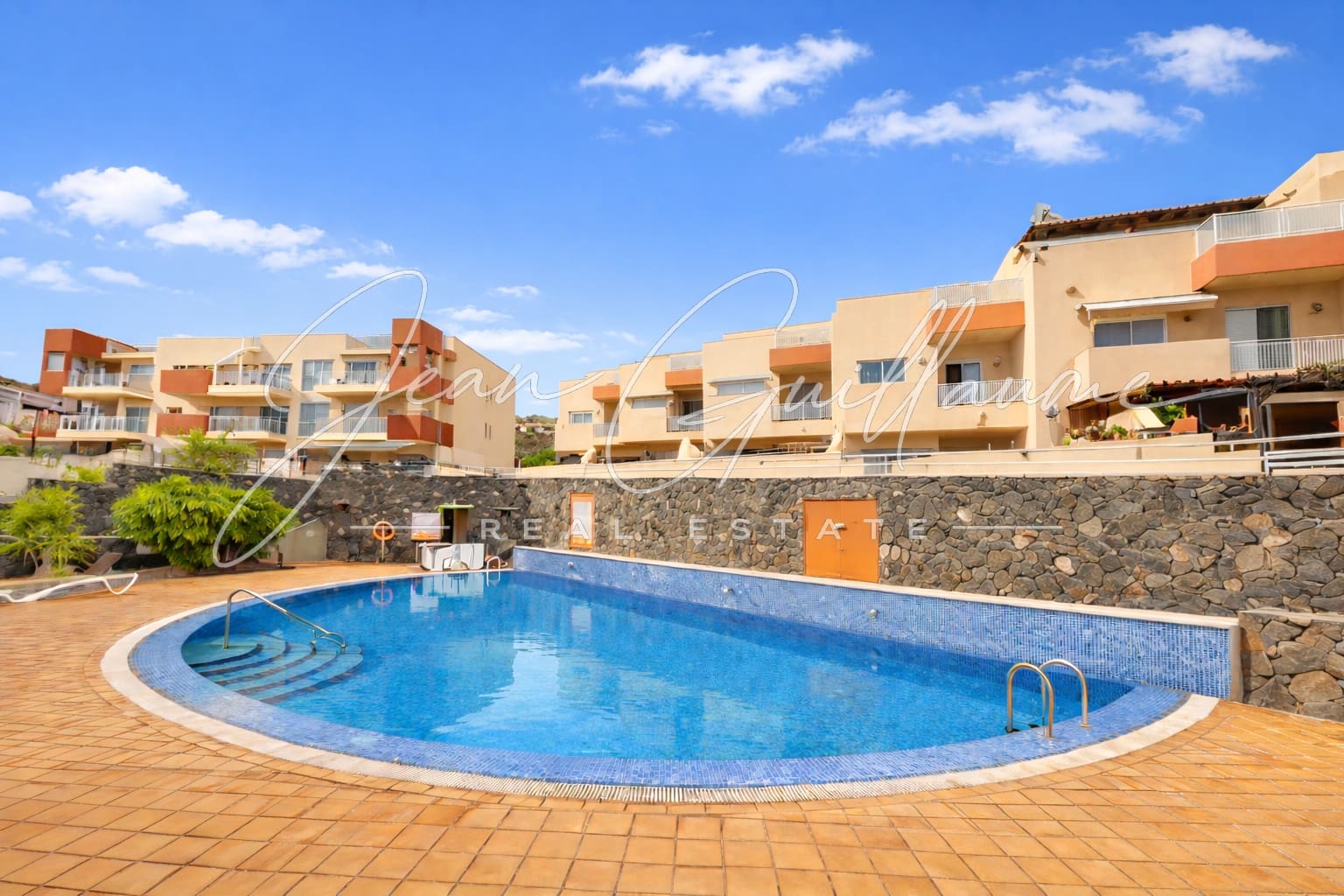 3 bedroom Townhouse for sale in Santiago del Teide with pool garage - € 595,000 (Ref: 9460675)
