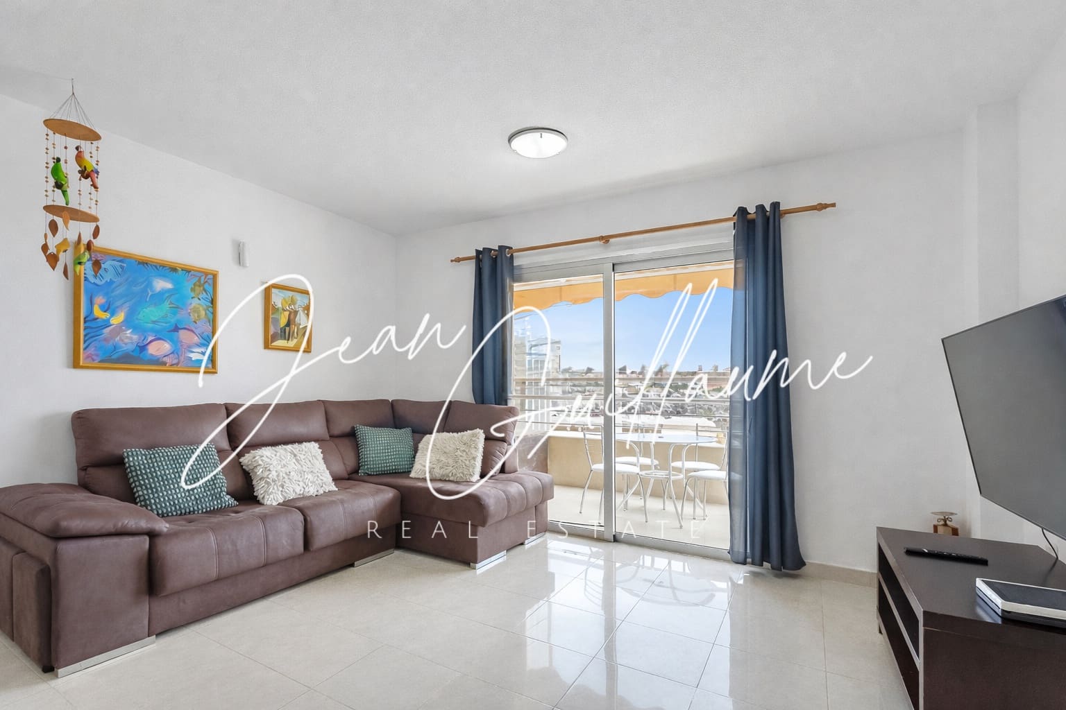 2 bedroom Apartment for sale in Playa Paraiso with pool - € 285,000 (Ref: 9490898)