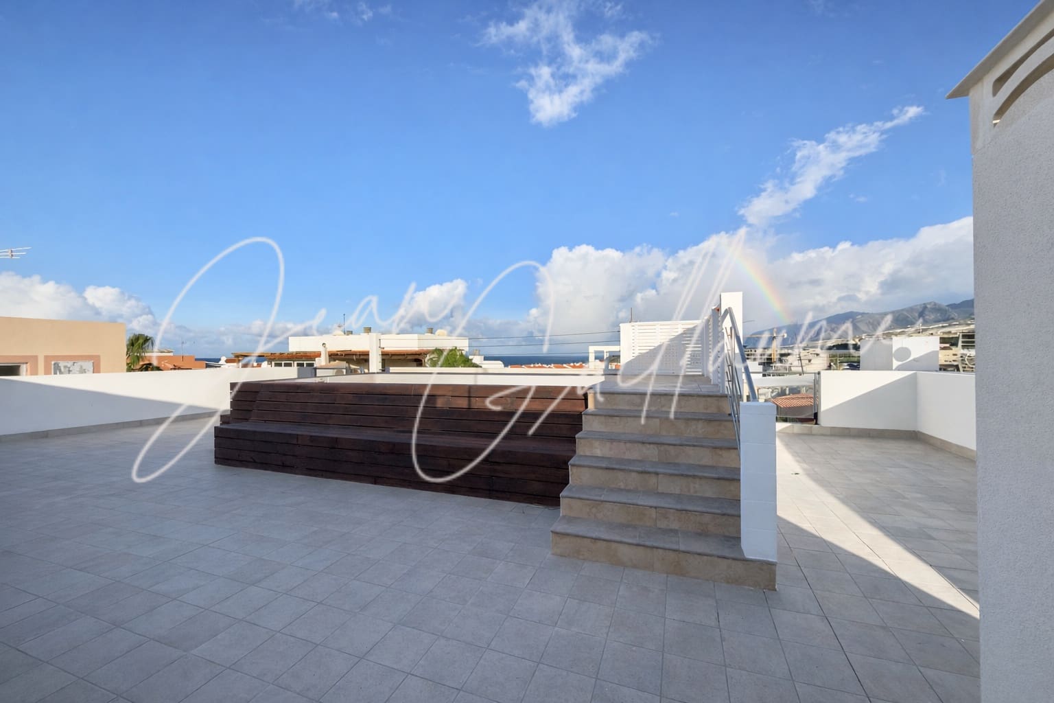 2 quarto Apartamento para venda em Playa San Juan com piscina garagem - 325 000 € (Ref: 9553047)