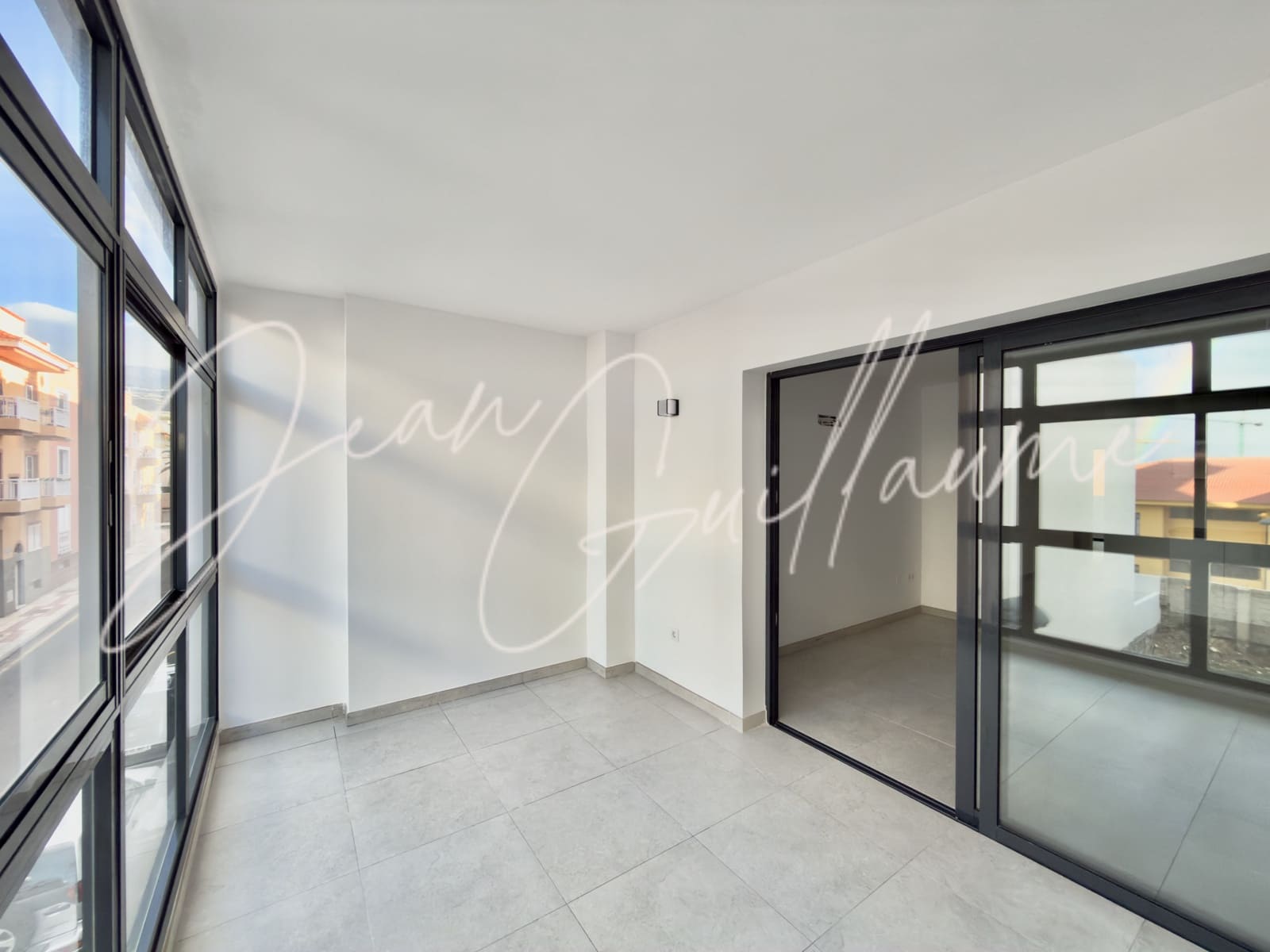 2 quarto Apartamento para venda em Playa San Juan com piscina garagem - 325 000 € (Ref: 9553047)