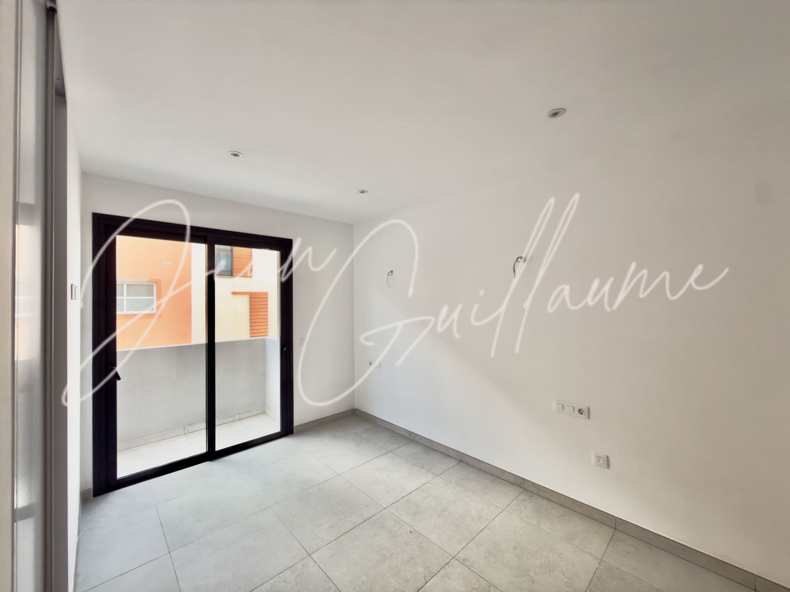 2 quarto Apartamento para venda em Playa San Juan com piscina garagem - 325 000 € (Ref: 9553047)