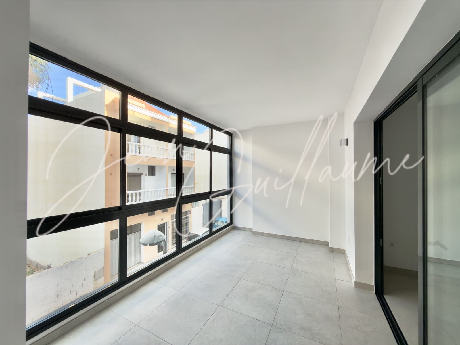 2 quarto Apartamento para venda em Playa San Juan com piscina garagem - 325 000 € (Ref: 9553047)