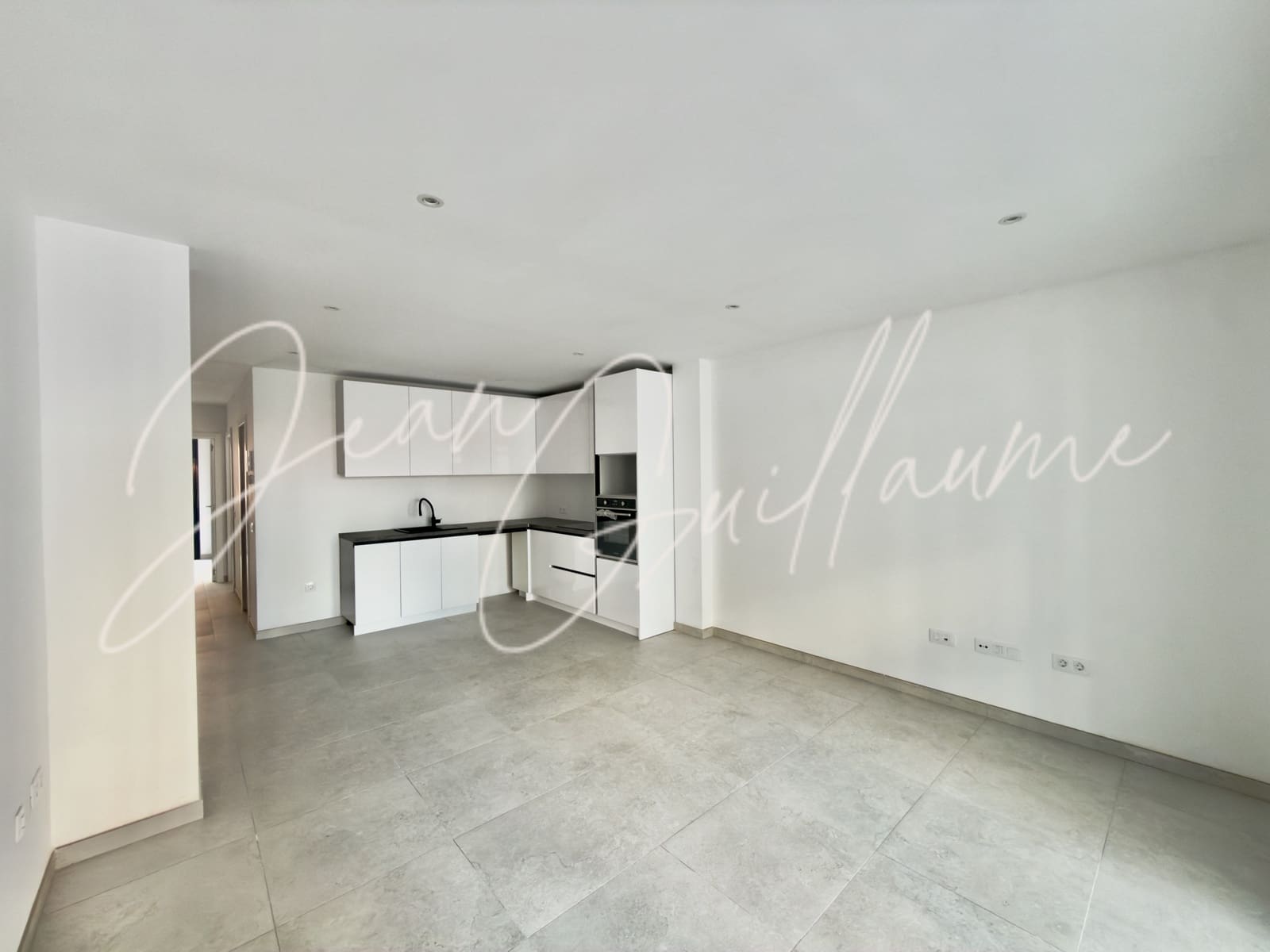 2 quarto Apartamento para venda em Playa San Juan com piscina garagem - 325 000 € (Ref: 9553047)