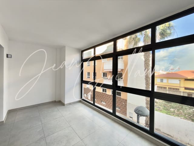 2 quarto Apartamento para venda em Playa San Juan, Guía de Isora com piscina garagem - 325 000 € (Ref: 9553047)