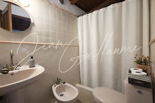 2 makuuhuone Maalaistalo myytävänä paikassa El Tanque mukana uima-altaan 
autotalli - 450 000 € (Ref: 9558884)