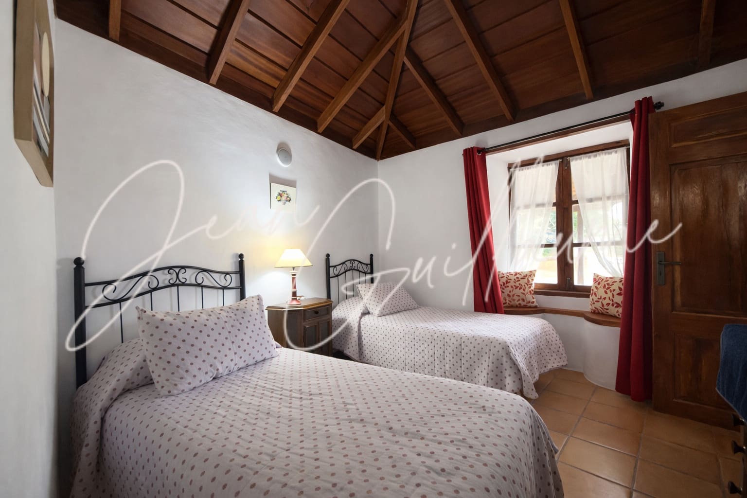 2 makuuhuone Maalaistalo myytävänä paikassa El Tanque mukana uima-altaan 
autotalli - 450 000 € (Ref: 9558884)