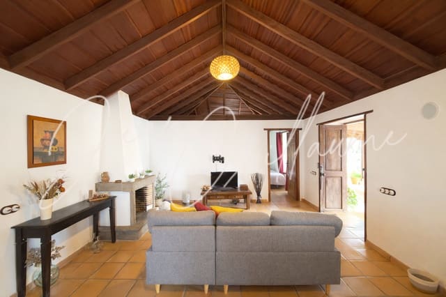 2 makuuhuone Maalaistalo myytävänä paikassa El Tanque mukana uima-altaan 
autotalli - 450 000 € (Ref: 9558884)