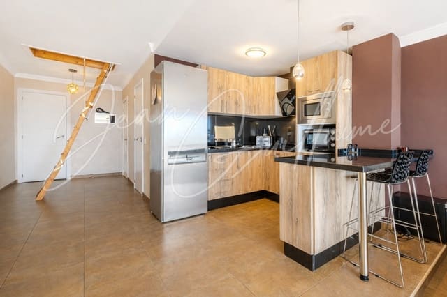 2 chambre Appartement à vendre à Torviscas Centro y Alto, Adeje avec piscine - 345 000 € (Ref: 9564136)