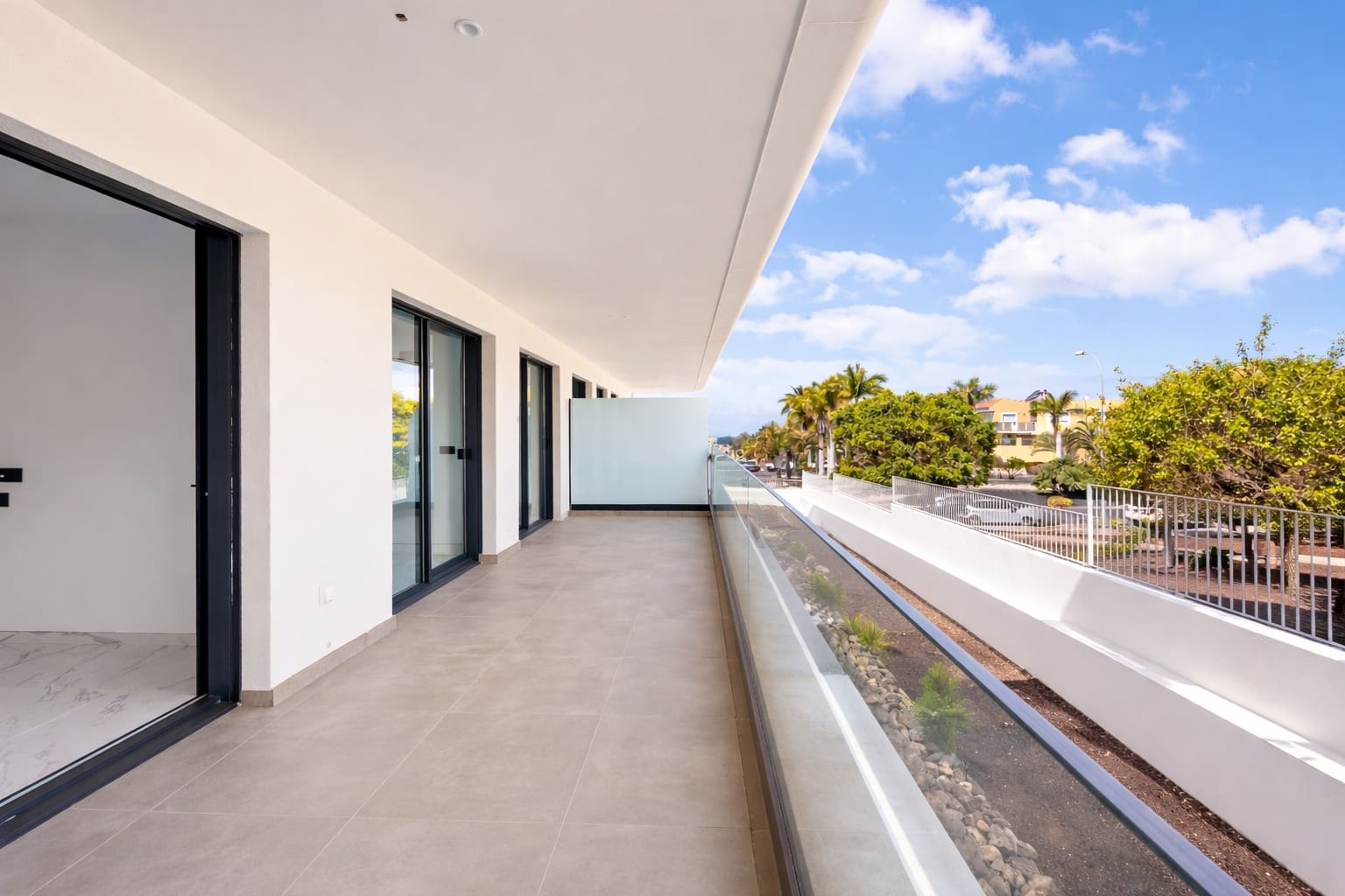 2 Zimmer Apartment zu verkaufen in Costa Adeje mit Pool Garage - 595.000 € (Ref: 9769029)