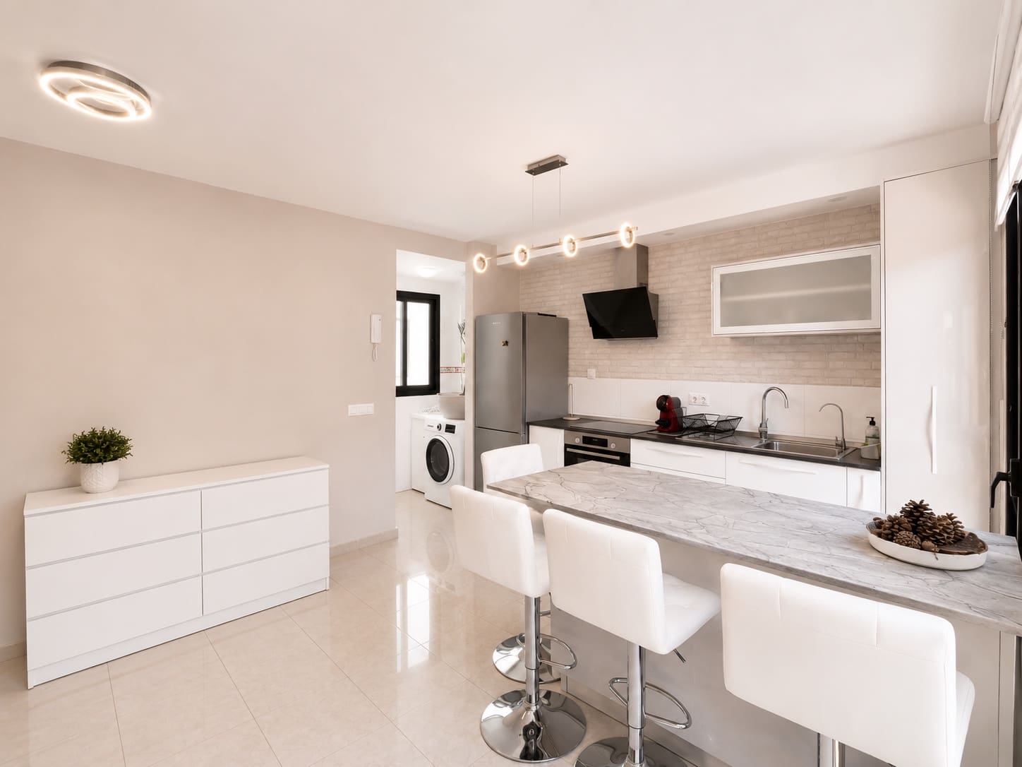 2 bedroom Apartment for sale in Adeje with garage - € 274,900 (Ref: 9826065)