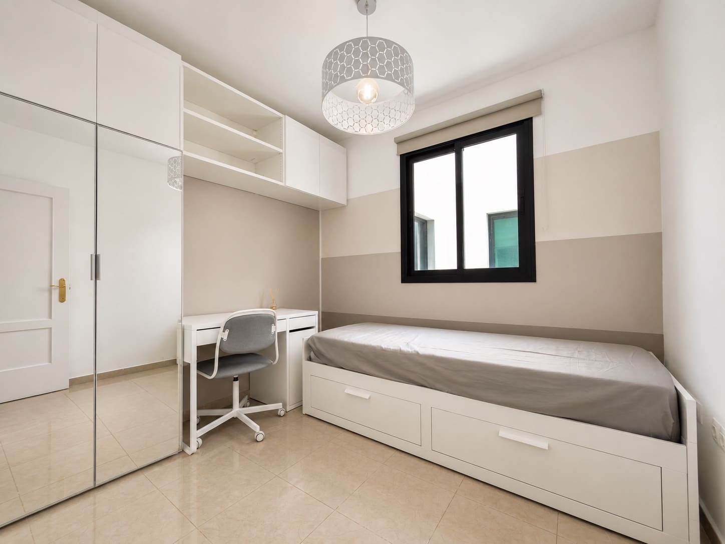 2 bedroom Apartment for sale in Adeje with garage - € 274,900 (Ref: 9826065)
