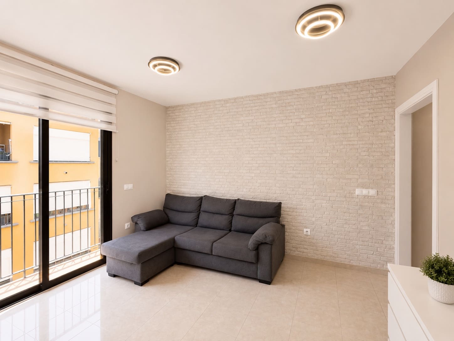 2 bedroom Apartment for sale in Adeje with garage - € 274,900 (Ref: 9826065)