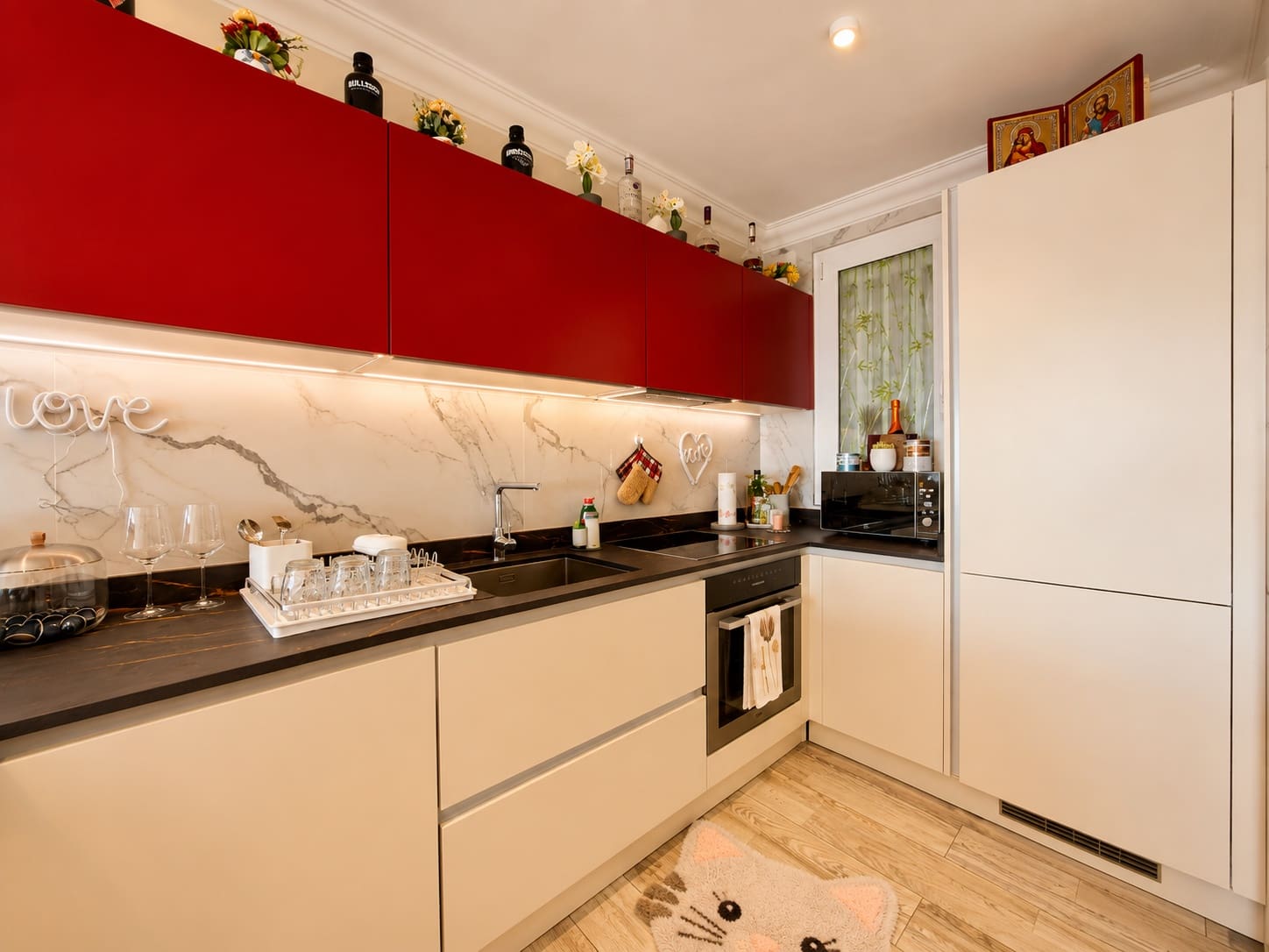 Apartamento de 2 habitaciones en Costa Adeje en venta con piscina garaje - 395.000 € (Ref: 9889245)