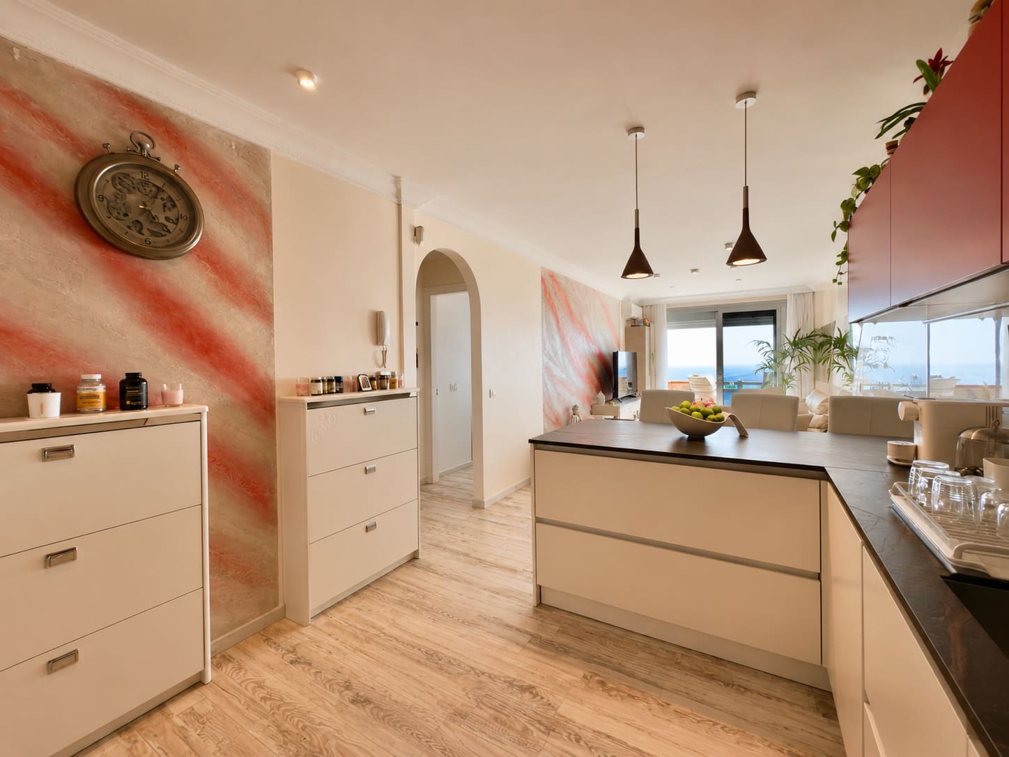 Apartamento de 2 habitaciones en Costa Adeje en venta con piscina garaje - 395.000 € (Ref: 9889245)
