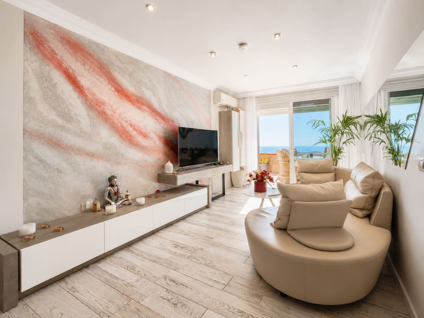 Apartamento de 2 habitaciones en Costa Adeje en venta con piscina garaje - 395.000 € (Ref: 9889245)