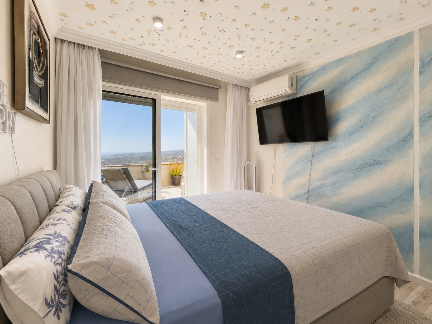 Apartamento de 2 habitaciones en Costa Adeje en venta con piscina garaje - 395.000 € (Ref: 9889245)