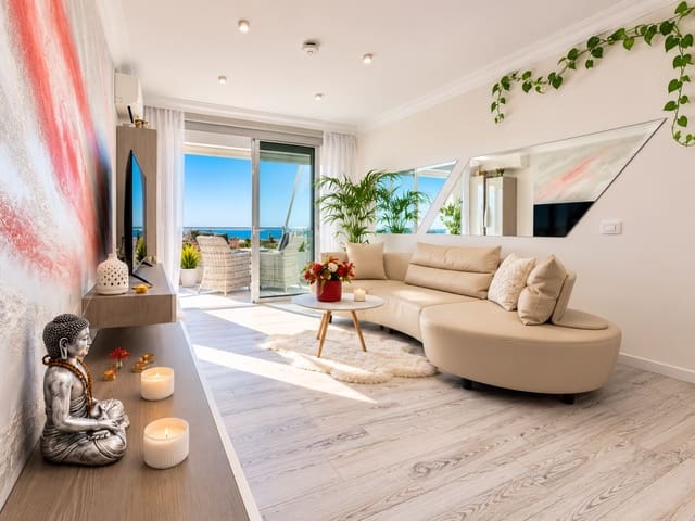Apartamento de 2 habitaciones en Torviscas Centro y Alto, Adeje en venta con piscina garaje - 395.000 € (Ref: 9889245)