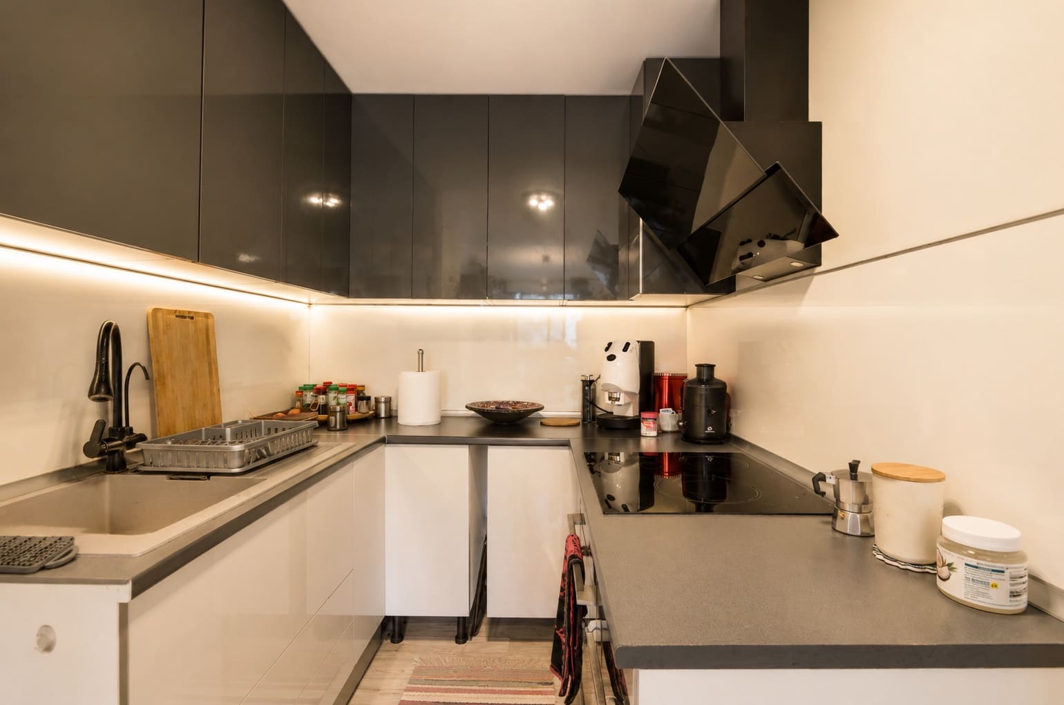 3 bedroom Townhouse for sale in El Madronal with garage - € 400,000 (Ref: 9927974)