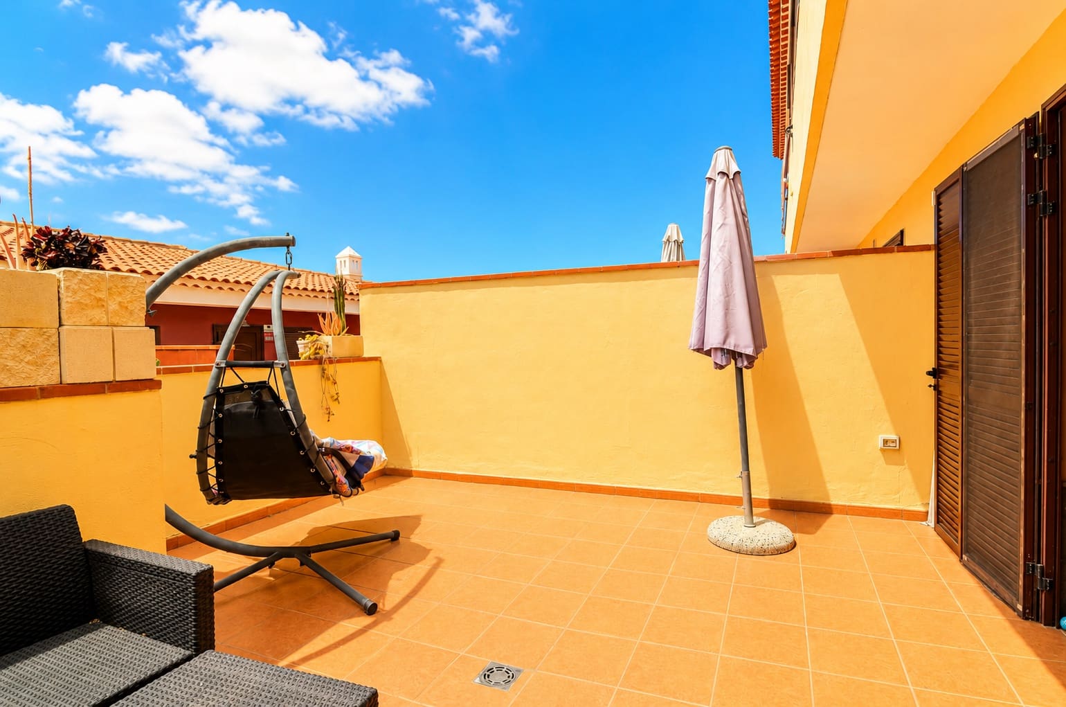 3 bedroom Townhouse for sale in El Madronal with garage - € 400,000 (Ref: 9927974)