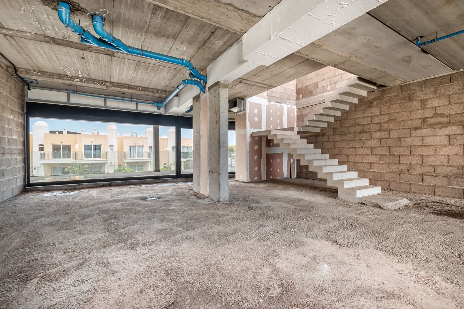 Erhverv til salg i Palm-Mar - € 750.000 (Ref: 9353851)