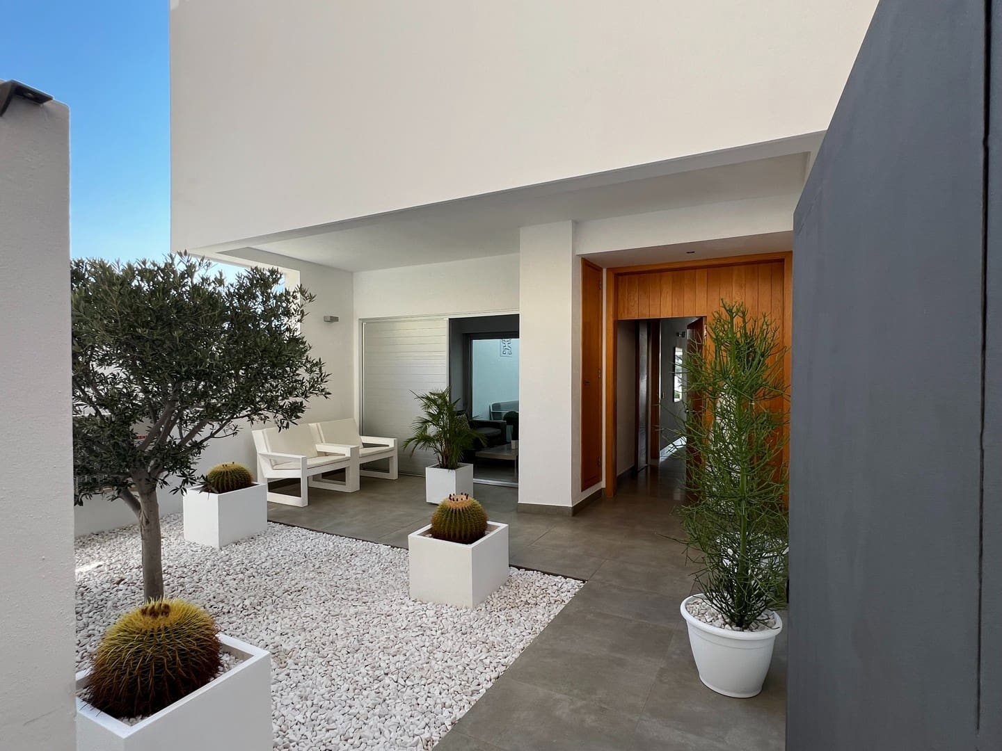 3 sovrum Lägenhet till salu i La Caleta Adeje med pool - 1 395 000 € (Ref: 9353853)