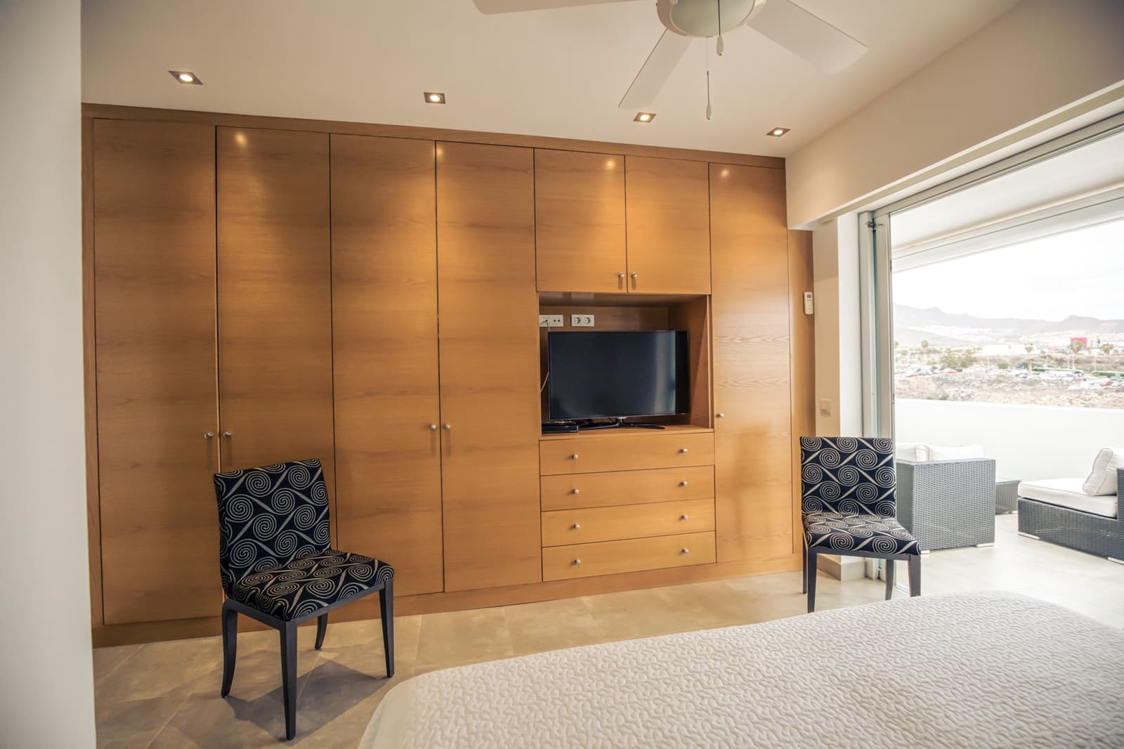 3 sovrum Takvåning till salu i La Caleta Adeje med pool - 1 985 000 € (Ref: 9353854)