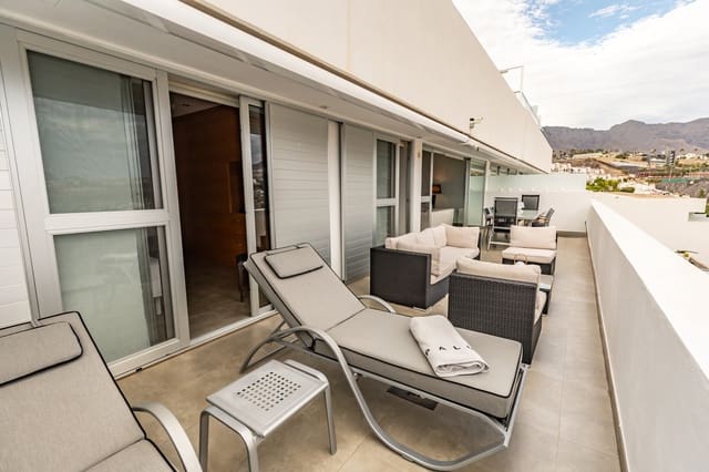 3 sypialnia Penthouse na sprzedaż w La Caleta Adeje, Adeje z basenem - 1 985 000 € (Ref: 9353854)