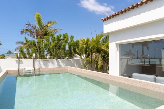 2 soveværelse Villa til salg i Palm-Mar, Arona med swimmingpool - € 790.000 (Ref: 9353855)