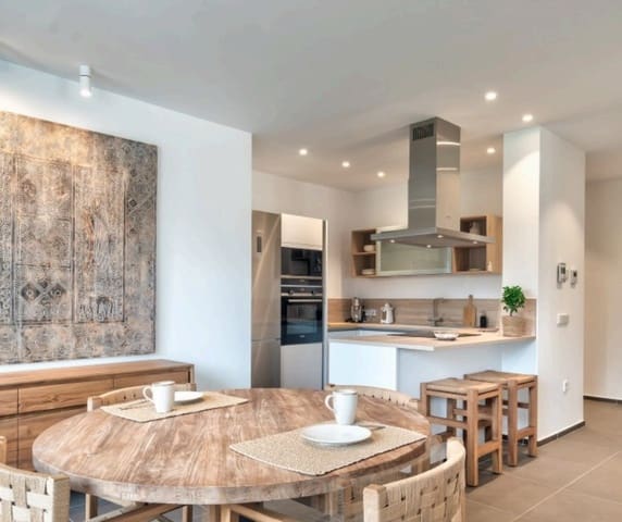 2 soveværelse Lejlighed til salg i Palm-Mar, Arona med swimmingpool - € 685.000 (Ref: 9353856)