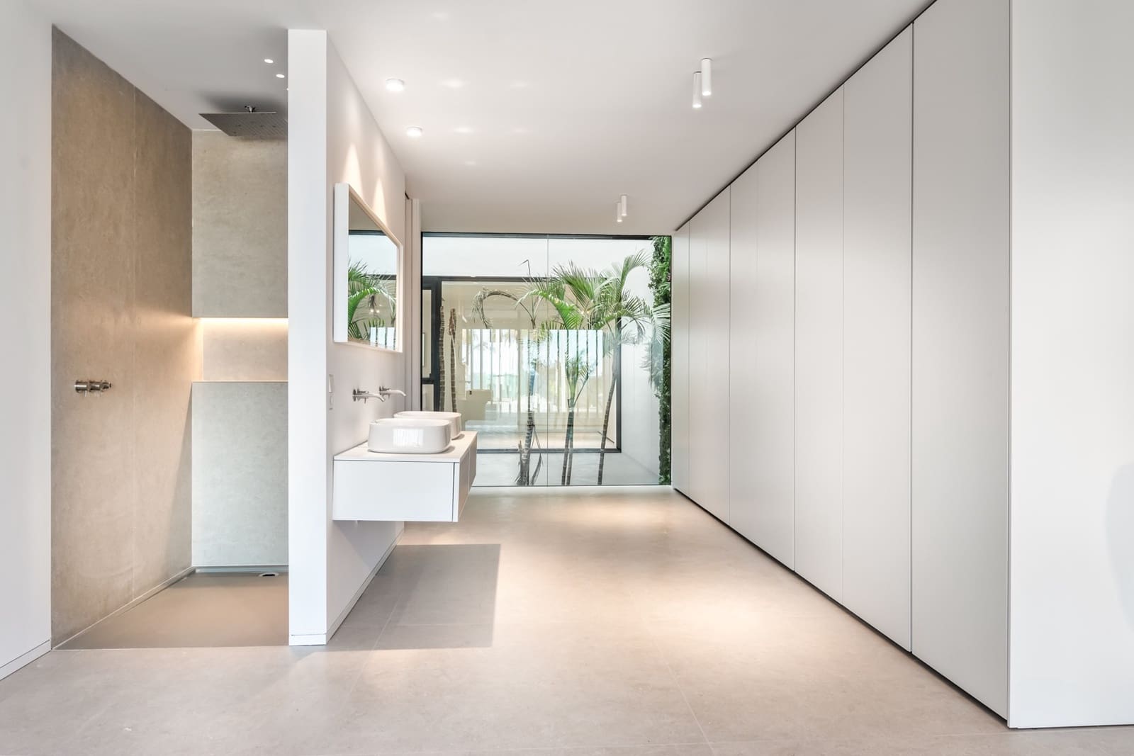 5 soveværelse Villa til salg i Palm-Mar med swimmingpool - € 2.850.000 (Ref: 9353859)