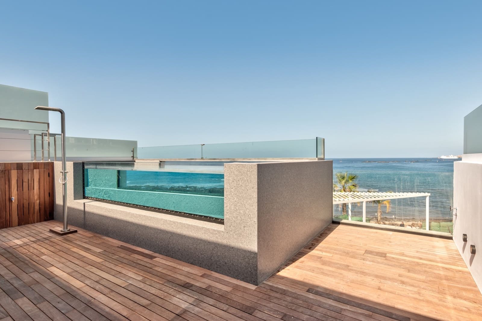 5 soveværelse Villa til salg i Palm-Mar med swimmingpool - € 2.850.000 (Ref: 9353859)