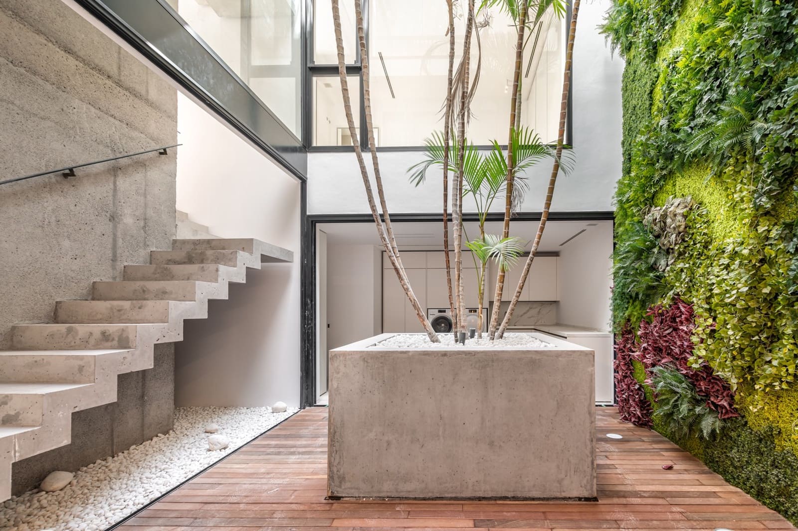 5 soveværelse Villa til salg i Palm-Mar med swimmingpool - € 2.850.000 (Ref: 9353859)