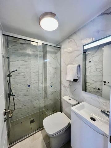 3 slaapkamer Penthouse te koop in Playa de las Americas, Arona met zwembad - € 590.000 (Ref: 9353860)