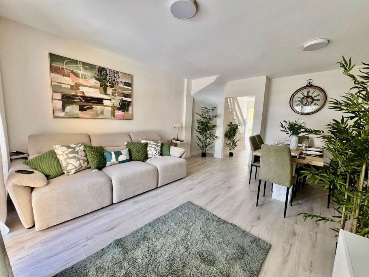 3 slaapkamer Penthouse te koop in Playa de las Americas met zwembad - € 590.000 (Ref: 9353860)