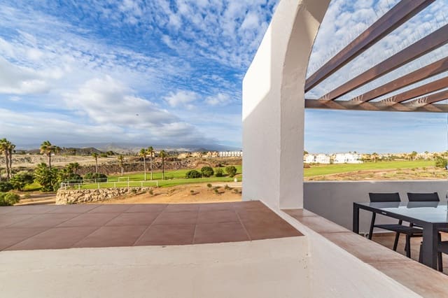 1 slaapkamer Penthouse te koop in San Miguel de Abona met zwembad - € 249.000 (Ref: 9353863)
