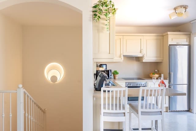 2 slaapkamer Appartement te koop in Palm-Mar, Arona met zwembad - € 476.000 (Ref: 9353870)