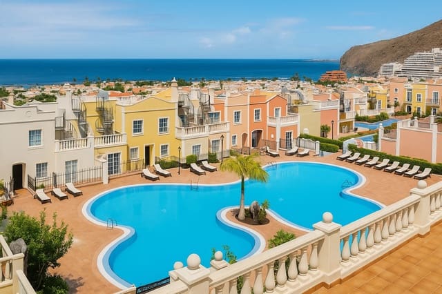 2 slaapkamer Appartement te koop in Palm-Mar, Arona met zwembad - € 476.000 (Ref: 9353870)