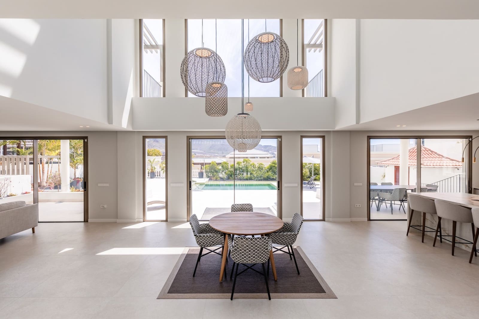 5 soverom Villa til salgs i La Caleta Adeje med svømmebasseng - € 4 750 000 (Ref: 9353874)