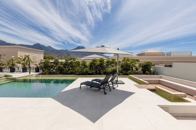 5 soverom Villa til salgs i La Caleta Adeje, Adeje med svømmebasseng - € 4 750 000 (Ref: 9353874)