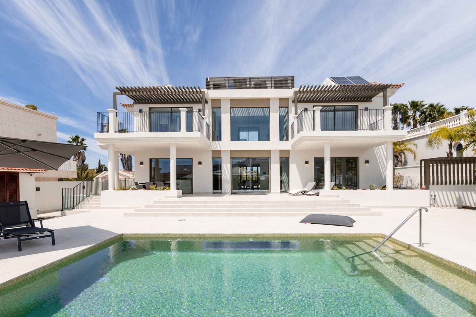 5 soverom Villa til salgs i La Caleta Adeje med svømmebasseng - € 4 750 000 (Ref: 9353874)