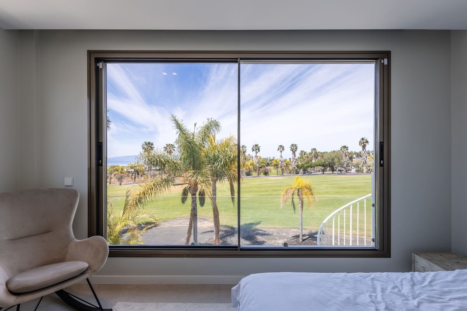 5 soverom Villa til salgs i La Caleta Adeje med svømmebasseng - € 4 750 000 (Ref: 9353874)