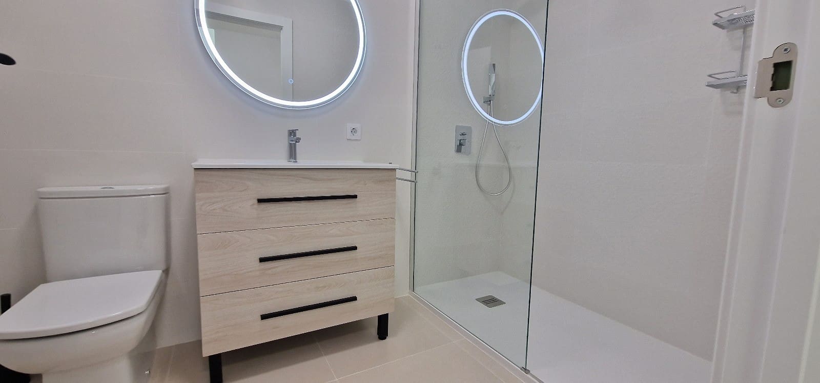 3 slaapkamer Villa te koop in Palm-Mar met zwembad - € 665.000 (Ref: 9353879)